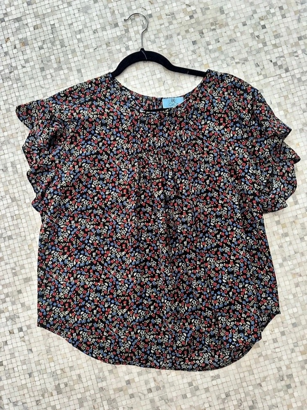 CeCe Floral Blouse in Black & Red